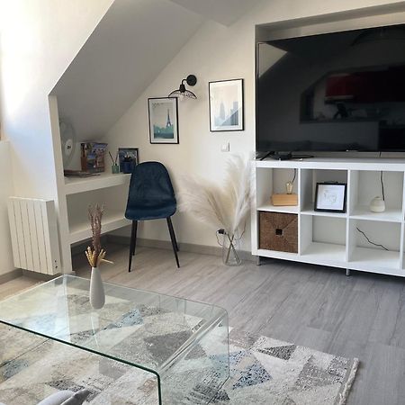 Magnifique Logement Au Pied Du Chateau Blois Bagian luar foto